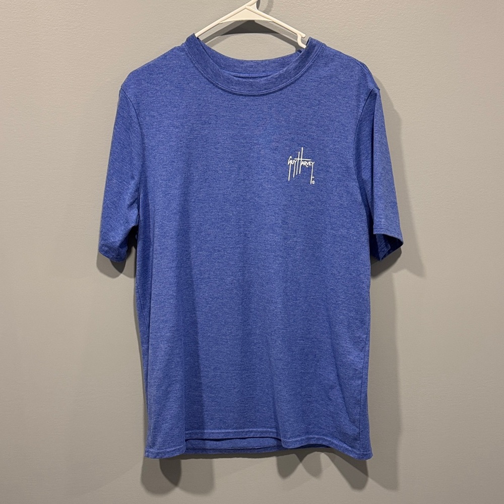 Guy Harvey Men’s size Medium T-Shirt. Blue